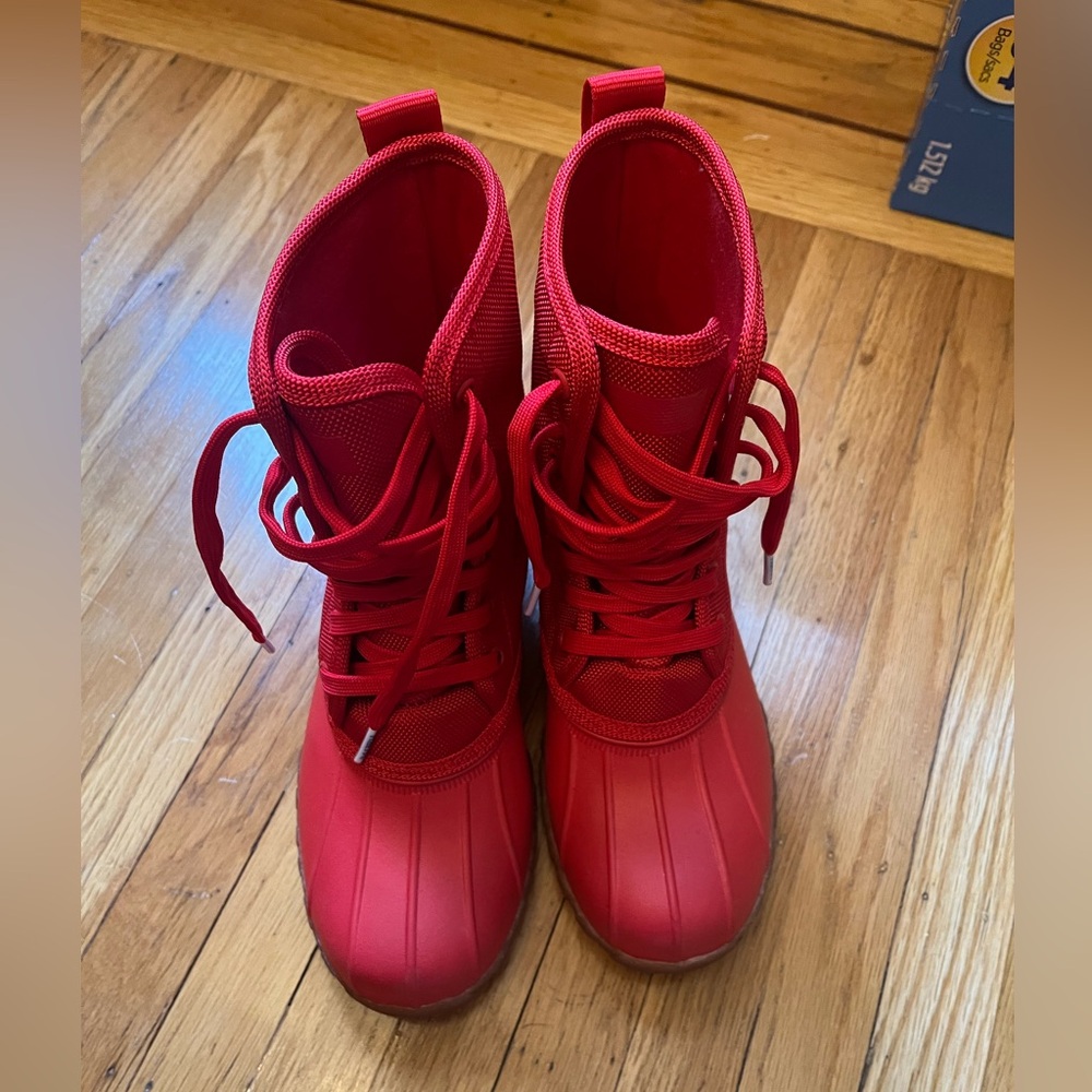 Natives Rain Boots size 5M/W7